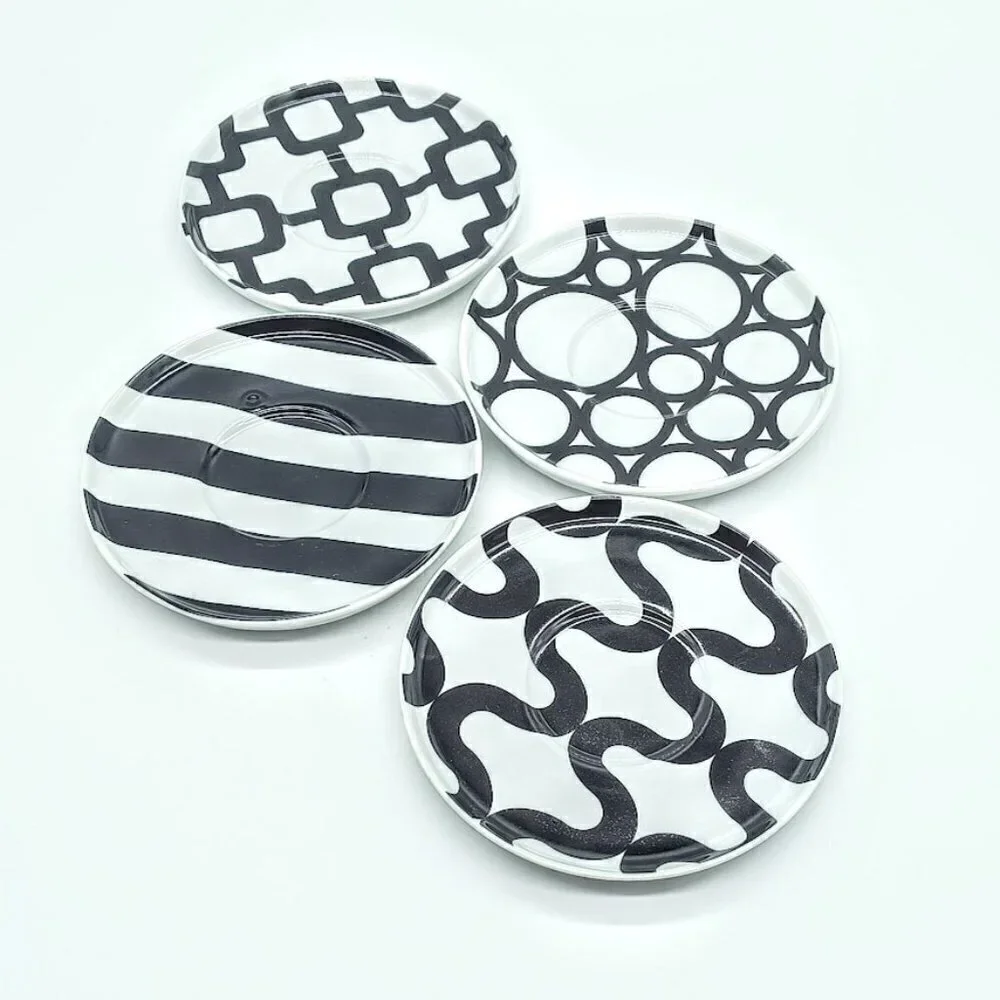 Crate & Barrel Demitasse Porcelain Espresso Cup Saucer 8-Pc Set